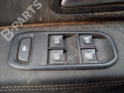 Comutador vidro frente esquerdo DACIA DUSTER (HM_) 1.5 dCi 110 (HMAB) (109 hp) 11412420