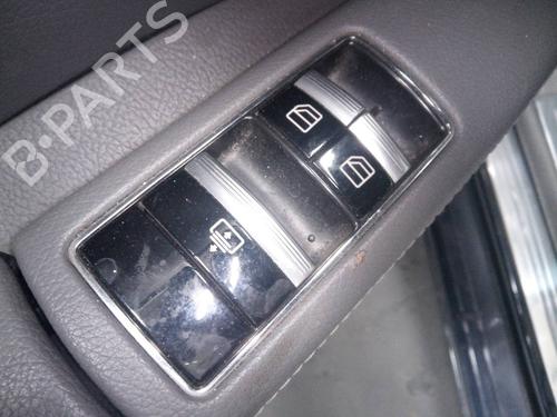 Used Left rear window switch MERCEDES-BENZ S-CLASS (W221, V221) [2005-2013]  18723957