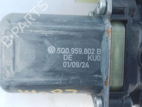Front right window mechanism SKODA KAROQ (NU7, ND7) 2.0 TDI 4x4 | BP29821254C23