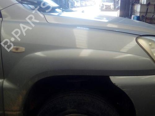 Used Right front fenders KIA SPORTAGE II (JE_, KM_) [2004-2011]  18149431