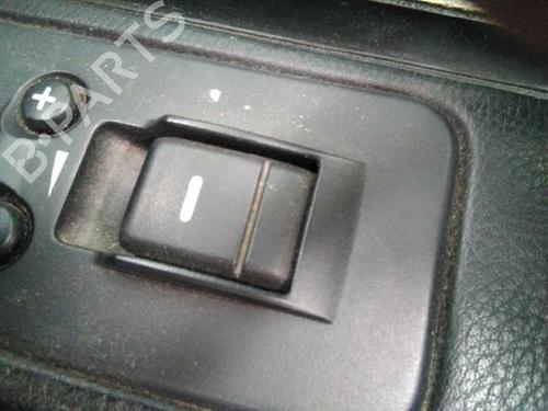 Used Right rear window switch LAND ROVER DISCOVERY III (L319) 2.7 TD 4x4 (190 hp) 17007725