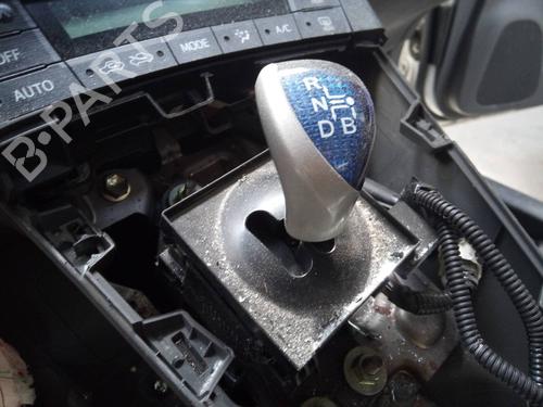 Used Gear lever TOYOTA PRIUS (_W3_) 1.8 Hybrid (ZVW3_) (99 hp) 9743431