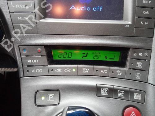 AC Styreenhet / Manøvreringsenhet TOYOTA PRIUS (_W3_) 1.8 Hybrid (ZVW3_) (99 hp) 10384090