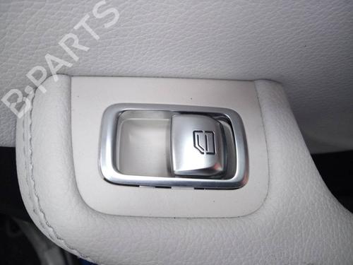 Høyre bak elrute bryter MERCEDES-BENZ C-CLASS (W205) C 220 BlueTEC / d (205.002, 205.004) (170 hp) 17011815