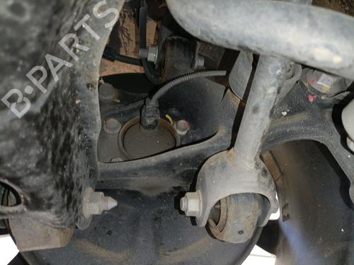 Used Left rear steering knuckle Left rear steering knuckle TOYOTA C-HR (_X1_) 1.8 Hybrid (ZYX10_, ZYX11_) (98 hp) 40196225 40196225