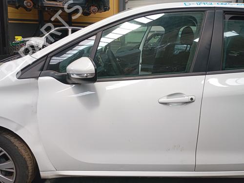 Used Left front door PEUGEOT 208 I (CA_, CC_) 1.5 BlueHDI 100 (102 hp) 26460932