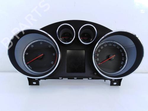 Used Instrument cluster OPEL INSIGNIA A (G09) [2008-2017]  12491840