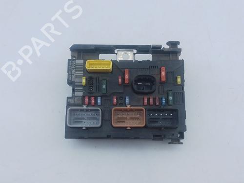 Used Fuse box Fuse box 38036778 38036778