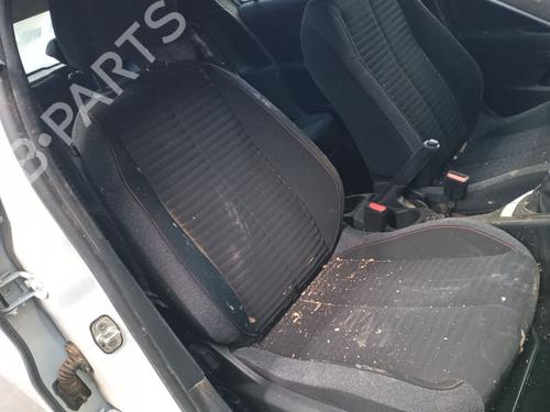 Dashboard PEUGEOT 208 II (UB_, UP_, UW_, UJ_) 1.5 BlueHDI 100 | BP31170164C46