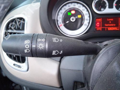Used Steering column stalk FIAT 500L (351_, 352_) 1.6 D Multijet (199LYD1B) (105 hp) 11351846