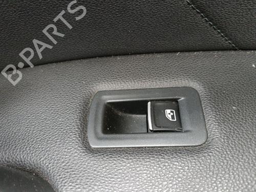 Interrupteur de vitre avant droite VW TIGUAN (AD1, AX1) 2.0 TDI (150 hp) 29943675