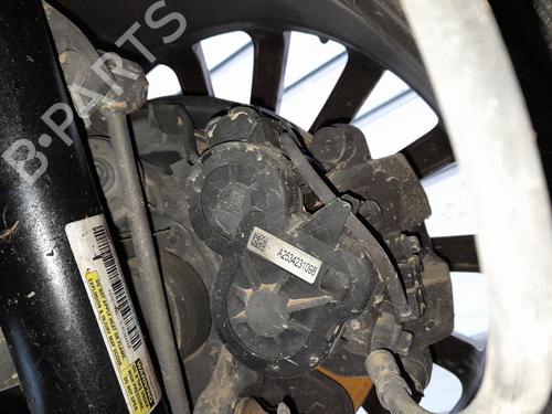 Used Right rear brake caliper MERCEDES-BENZ GLC (X253) 220 d 4-matic (253.905, 253.903) (170 hp) 24682490