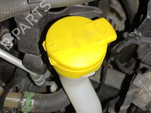 Used Windscreen washer tank RENAULT MEGANE IV Hatchback (B9A/M/N_) 1.5 dCi 110 (B9A3) (110 hp) 28424646