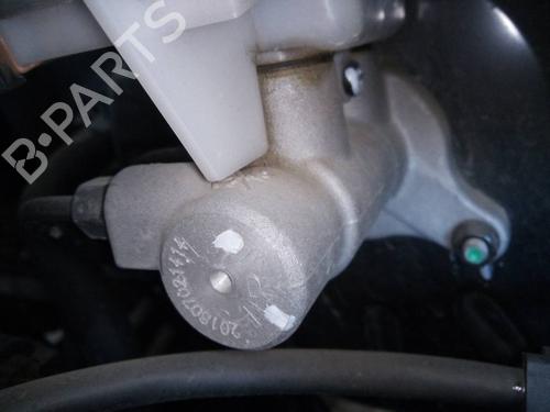 Used Brake master cylinder HYUNDAI i30 FASTBACK (PDE, PDEN) [2017-2025]  19696718
