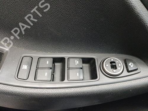Used Left front window switch HYUNDAI i20 II (GB, IB) 1.0 T-GDI (101 hp) 27361103