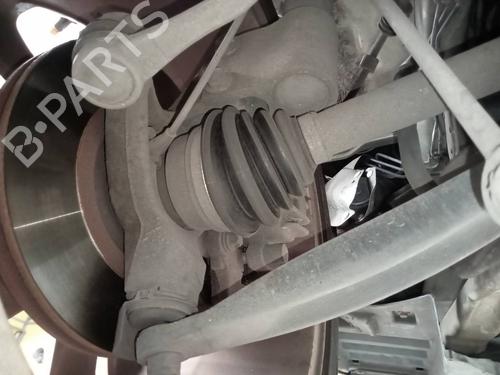 Used Left front steering knuckle PEUGEOT 5008 (0U_, 0E_) [2009-2017]  20983247