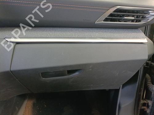 Glove box PEUGEOT 3008 II SUV (MC_, MR_, MJ_, M4_) 1.2 THP/ PureTech 130 (MRHNSM, MRHNSU, MRHNSJ, MRHNYW,... BP28107970C95