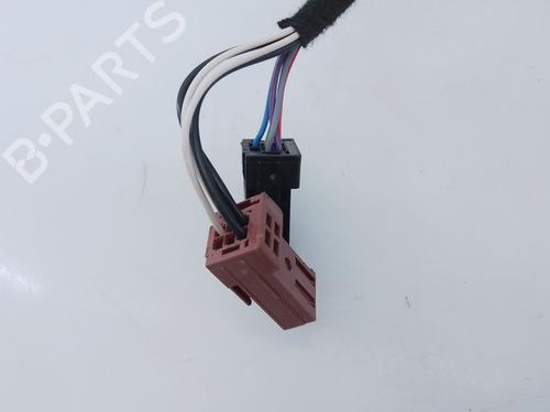 Left mirror PEUGEOT 2008 I (CU_) 1.2 THP 110 / PureTech 110 | BP25900726C26