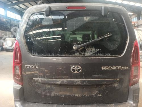 Used Tailgate Tailgate TOYOTA PROACE CITY VERSO MPV (BKY_) 1.5 D-4D 130 (BKYM) (131 hp) 39668481 39668481