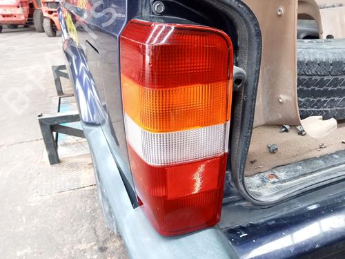 Used Left taillight JEEP CHEROKEE (XJ) 2.5 i 4x4 (122 hp) 31291466