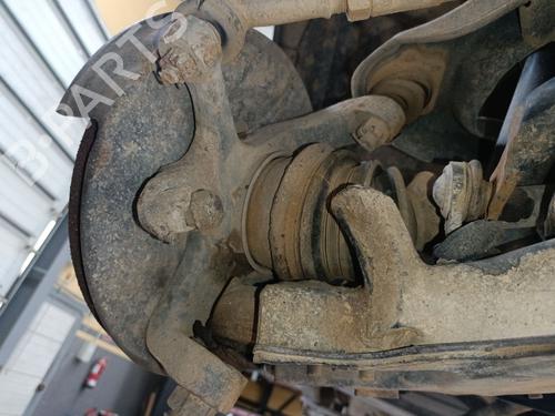 Used Right front steering knuckle Right front steering knuckle NISSAN TERRANO II (R20) 2.7 TD 4WD (101 hp) 40259878 40259878