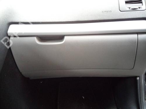 Used Glove box SKODA OCTAVIA II Combi (1Z5) 1.9 TDI (105 hp) 13377175