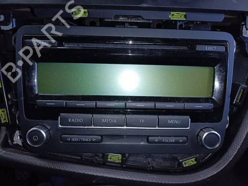 Used Radio SEAT LEON (1P1) [2005-2013]  19535637