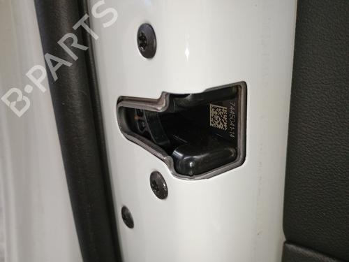 front-left-lock-bmw-3-g20-g80-g28-2018-38062242 main image