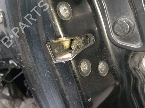 Bagklap lås Bagklap lås MITSUBISHI PAJERO II (V3_W, V2_W, V4_W, V5_W) 2.8 TD (V46W, V26W) (125 hp) 36917379 36917379