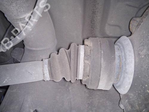 Used Right rear driveshaft BMW 5 (E60) 520 d (150 hp) 17635601