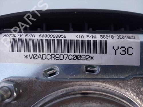 Driver airbag KIA SORENTO I (JC) 2.5 CRDi 4WD | BP6922817C9 