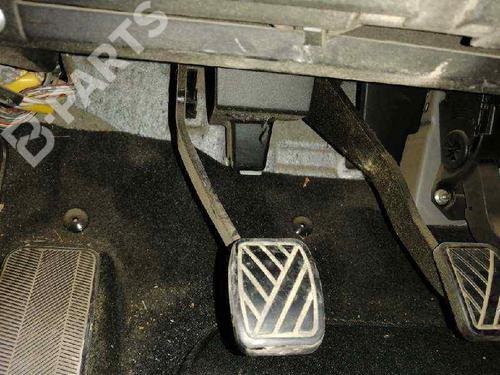 Used Clutch pedal Clutch pedal SUZUKI GRAND VITARA II (JT, TE, TD) 1.6 All-wheel Drive (JB416) (106 hp) 8787226 8787226