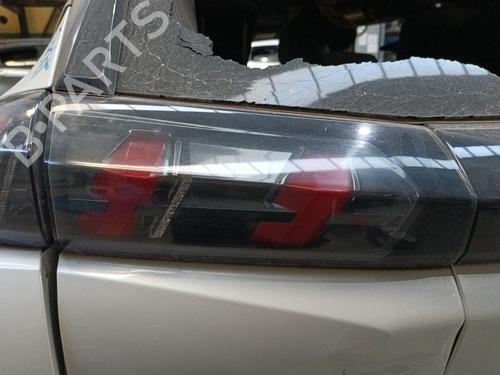 Used Left tailgate light PEUGEOT 2008 II (UD_, US_, UY_, UJ_, UR_, UC_) 1.2 PureTech 130 (USHNS, URHNS) (130 hp) 29308377