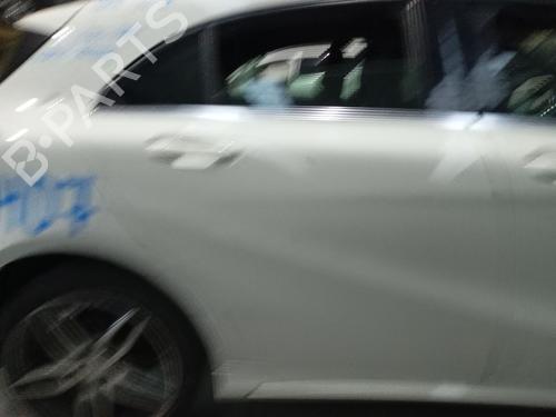 Dør højre bagtil MERCEDES-BENZ A-CLASS (W176) A 200 CDI / d (176.008) (136 hp) 31145618