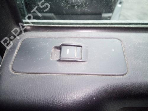 Used Right rear window switch LAND ROVER RANGE ROVER SPORT I (L320) 2.7 D 4x4 (190 hp) 17011402