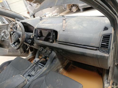 Tableau de bord SKODA KAROQ (NU7, ND7) 1.5 TSI (150 hp) 27929469