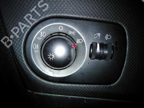Used Headlight switch SEAT LEON (1P1) 2.0 TFSI (200 hp) 7051420