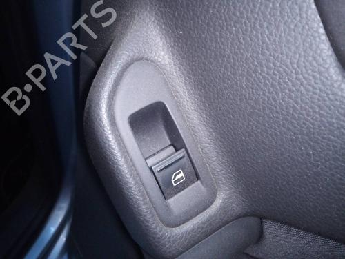 Used Right rear window switch VW GOLF VI (5K1) 1.6 TDI (105 hp) 17010091