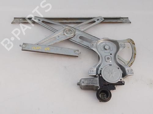 Used Front right window mechanism TOYOTA YARIS (_P13_) 1.5 Hybrid (NHP130_, NHP130) (101 hp) 29750009