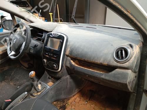 Tableau de bord RENAULT CLIO IV (BH_) 0.9 TCe 90 (BHNF, BHMA, BHMH, BHJK, BHJR) (90 hp) 32044197