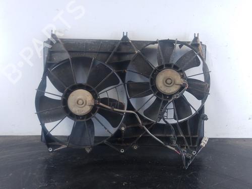 Used Radiator fan Radiator fan SUZUKI GRAND VITARA II (JT, TE, TD) 1.9 DDiS All-wheel Drive (JT419, TD44, JB419WD, JB419XD,... (129 hp) 33674916 33674916