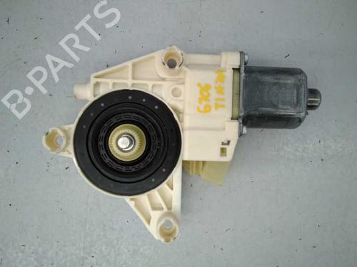 Used Left rear window motor MERCEDES-BENZ C-CLASS (W204) C 200 Kompressor (204.041) (184 hp) 5676497