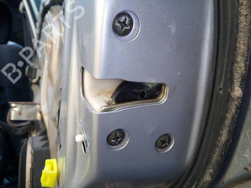 Used Rear right lock MITSUBISHI PAJERO SPORT I (K7_, K9_) 2.5 TD (K94W, K74T) (115 hp) 8599796