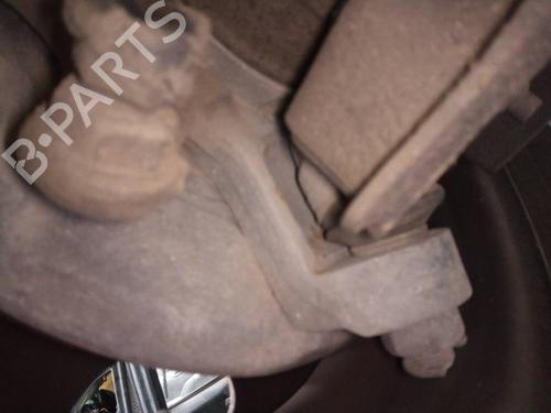 Used Right front steering knuckle NISSAN TERRANO II (R20) [1992-2007]  11378586