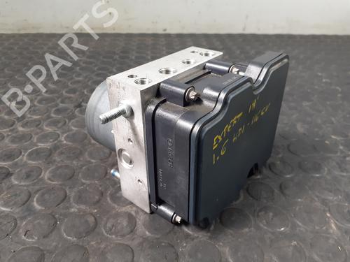 Used ABS pump PEUGEOT EXPERT Bus (V_) [2016-2025]  10251317