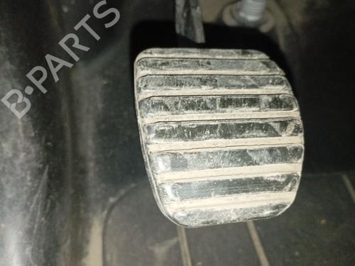 Used Clutch pedal Clutch pedal RENAULT TRAFIC III Van (FG_) 1.6 dCi 95 (FGMJ, FGMR) (95 hp) 40079952 40079952