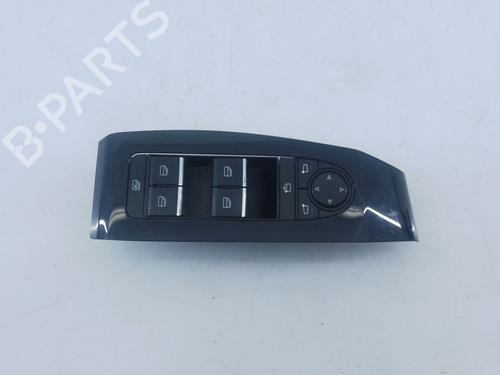 Used Left front window switch MAZDA CX-30 (DM) [2019-2026]  15467694