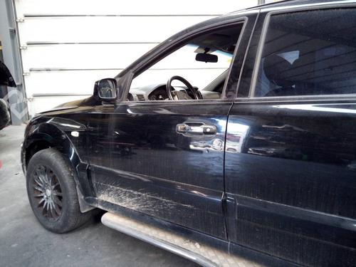 Left front door KIA SORENTO I (JC) 2.5 CRDi 4WD | BP11383759C2 