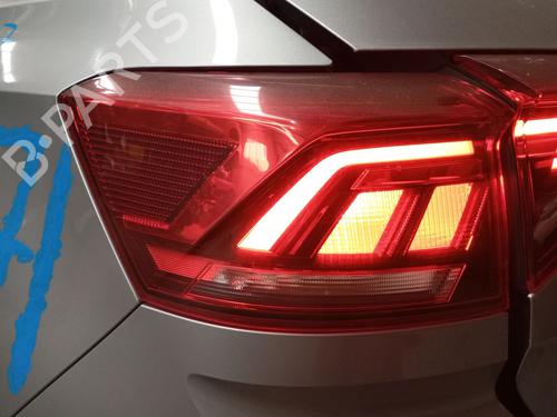 Used Left taillight VW T-ROC (A11, D11) 1.5 TSI (150 hp) 32998656