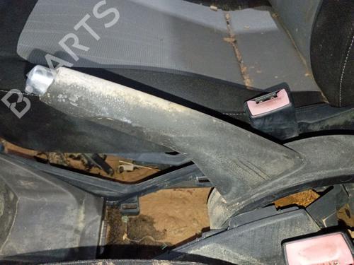 Frein à main SEAT IBIZA IV (6J5, 6P1) 1.6 TDI (90 hp) 32116505